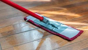 We wrześniu tylko tym myję podłogę. Lśni czystością, a dom pachnie jesienią