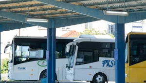 ZSK ma połączyć Polskę koleją. Bez autobusów plan może nie zadziałać