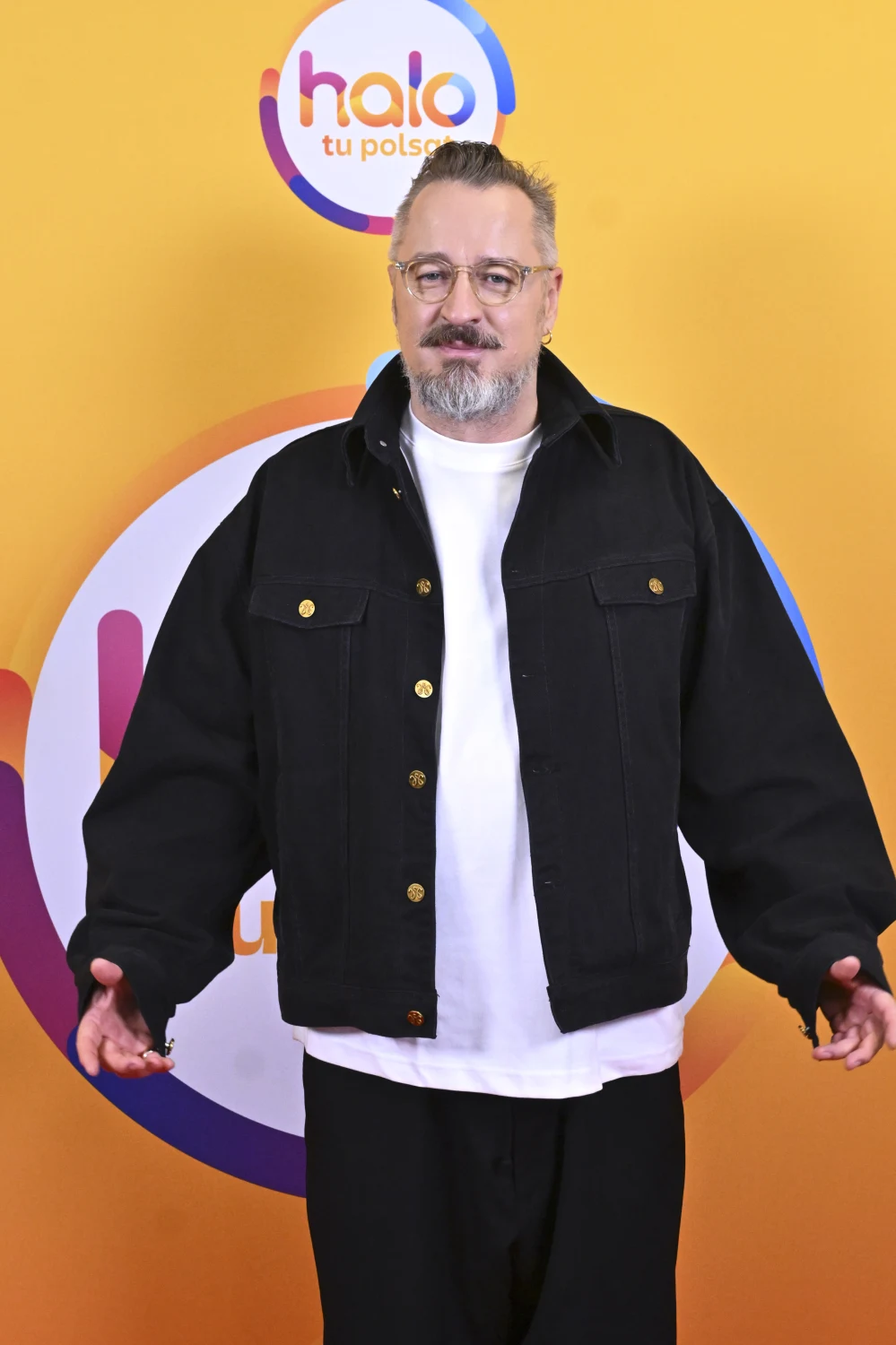 Piotr Kędzierski z nowym cyklem w "halo tu polsat" Piotr Kędzierski z nowym cyklem w "halo tu polsat"