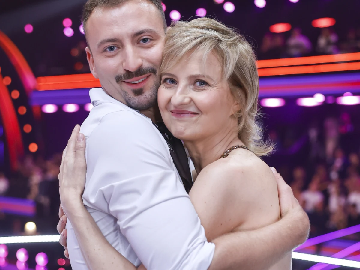 Michał Bartkiewicz i Izabela Kuna w "Tańcu z gwiazdami" Izabela Kuna i Michał Bartkiewicz na parkiecie programu Taniec z gwiazdami