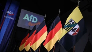 AfD wygrywa wybory landowe. W tle transporty wojskowe NATO