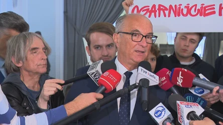 Włodzimierz Czarzasty podczas przerwanej konferencji prasowej