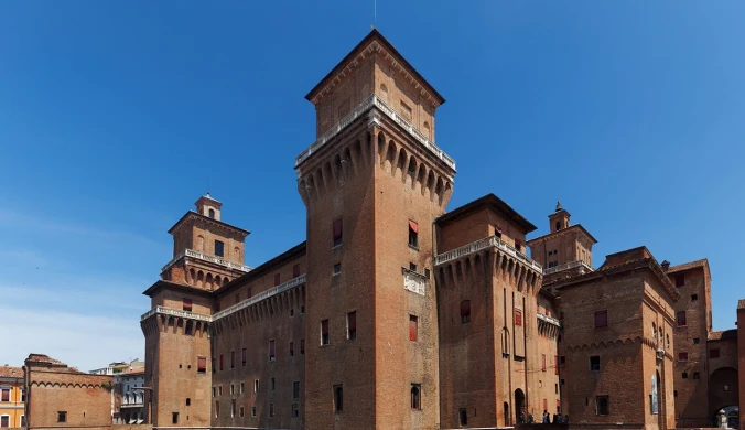 Ferrara nie jest tak popularna, jak Bolonia czy Wenecja. Niczego jej jednak nie brakuje