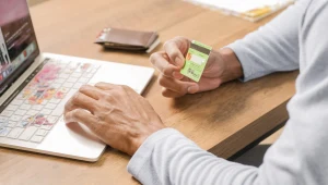 Jak konto wielowalutowe ZEN.COM ułatwia rozliczenia w różnych walutach?
