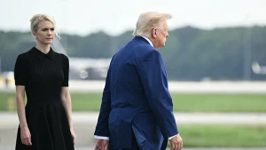 Afera o "prezenty" od Donalda Trumpa. Mnożą się pytania, media opisują