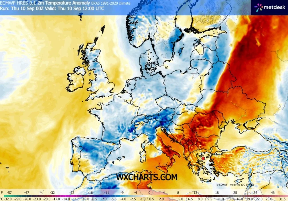 Czwartek będzie chłodnym dniem, zwłaszcza w porównaniu z upalną środą Mapa Europy z naniesionymi różnicami temperaturowymi względem średniej z lat 1995-2020, pokazująca wyraźne ochłodzenie w Europie Zachodniej i Północnej oraz rozległe obszary znacznego ocieplenia w Europie Południowo-Wschodniej i części Rosji.