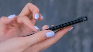 Jak szybko zwolnić miejsce w telefonie? Nie musisz kasować zdjęć