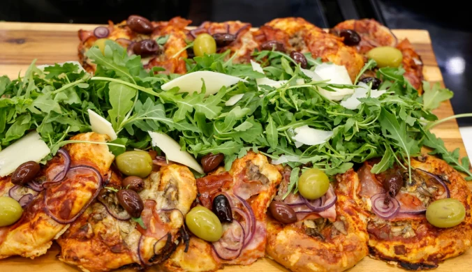 Ekspresowe pizzerinki z paprykowego serka