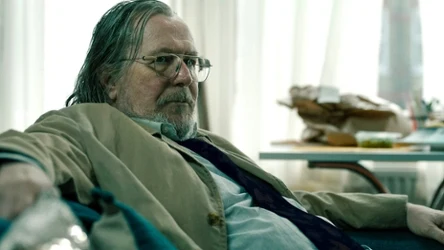 Gary Oldman w serialu "Kulawe konie"