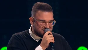 Kuba Adamus po 10 latach powrócił do "The Voice of Poland"