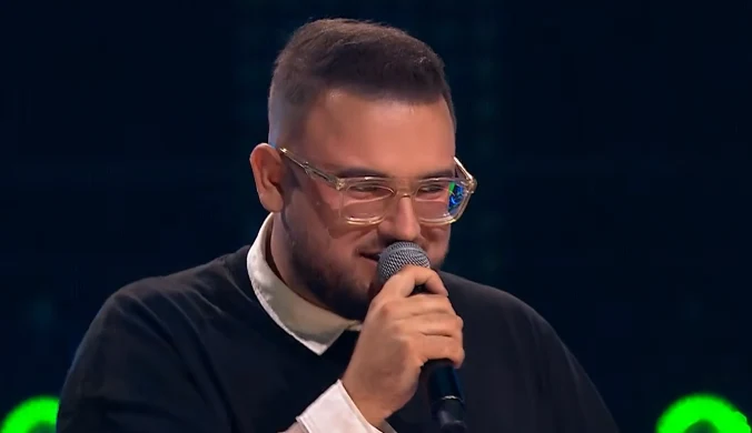 Swój powrót do "The Voice of Poland" trzymał w tajemnicy. Kim jest Kuba Adamus?
