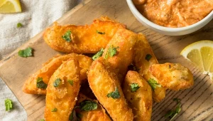 domowe frytki z halloumi to wyśmienita przekąska lub dodatek do obiadu. 