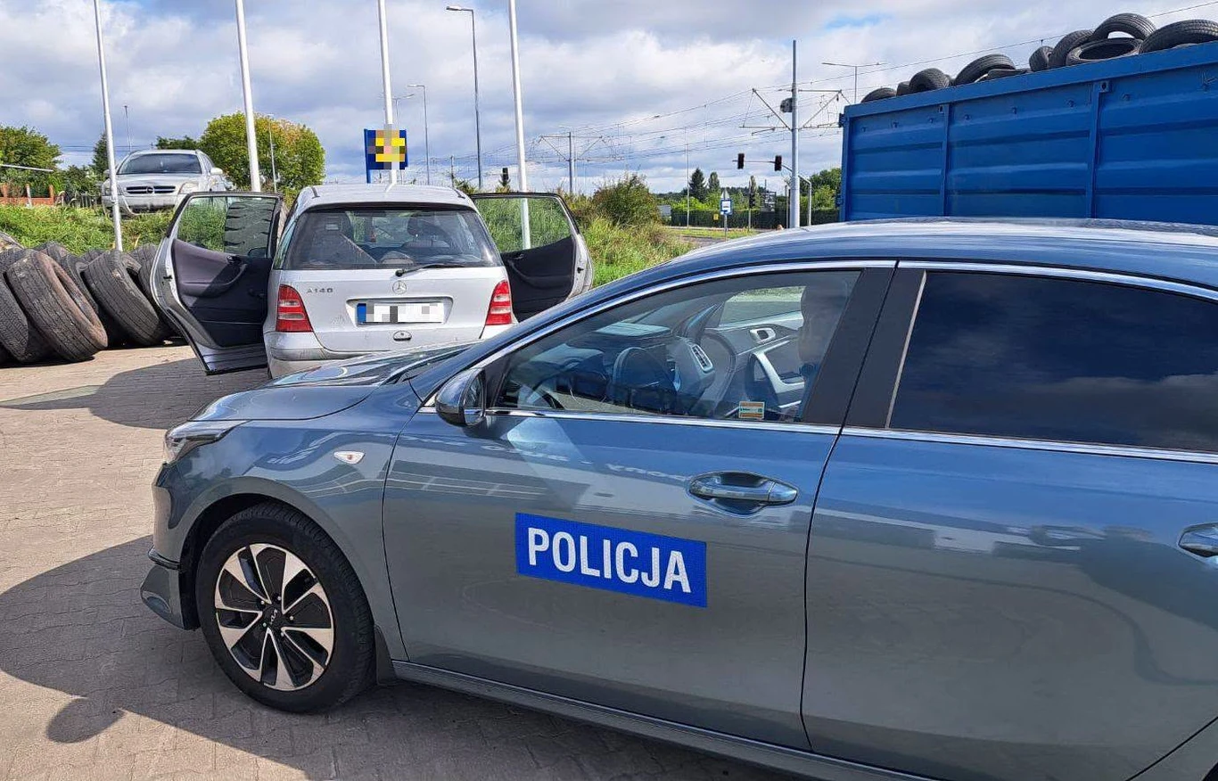 Auto było tak charakterystyczne, że policjanci nie zastanawiali się ani chwili i je zatrzymali