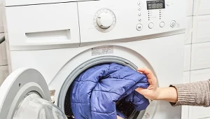 Zanim zrobi się chłodno, wypierz te 7 rzeczy. Za miesiąc będzie za późno