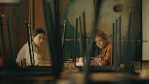 Julia Piklikiewicz i Helena Rząsa w filmie "Czarna godzina"