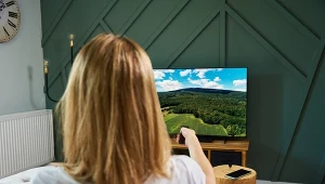 Wyłączasz telewizor z gniazdka? Uważaj, bo możesz zniszczyć ekran