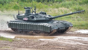 Rosyjskie czołgi T-90M przełamały ukraińską obronę pomimo ataku rojów dronów. Jedna maszyna wytrzymała 40 uderzeń. Może to zapowiadać problemy dla Ukraińców.