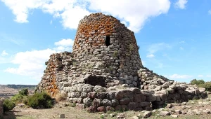 Archeolodzy odkryli ślady szlaku handlowego, który zaczynał się na Sardynii a kończył w Polsce.