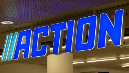 Błękitne retro AGD trafiło do Action. Za cały zestaw zapłacimy 159,90 zł