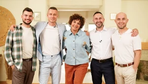 Uczestnicy programu "Wielka Miłość w Małym Mieście" z prowadzącą Marią Prokop