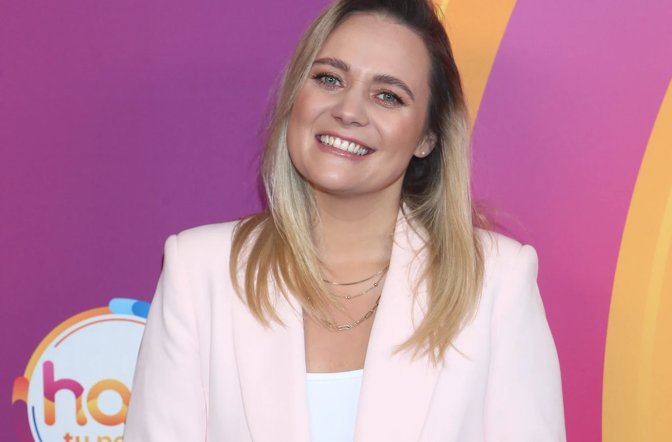 Olga Łasak Olga Łasak jest lubianą gwiazdą kabaretu