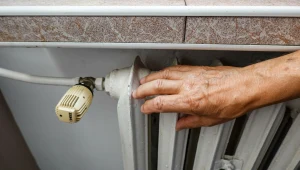 Tak dogrzejesz mieszkanie bez włączania grzejnika. Będzie kilka stopni więcej