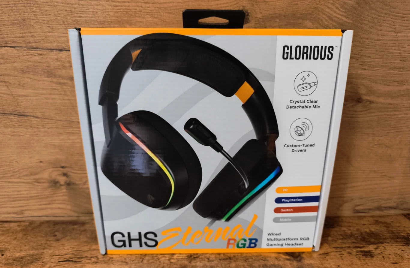 Glorious GHS Eternal RGB Opakowanie słuchawek Glorious GHS Eternal RGB z logo, grafiką produktu i kolorowymi paskami podświetlenia.