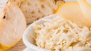 Ta surówka pasuje do wielu dań obiadowych