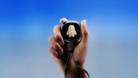 Nowy gadżet Muse Charm przypomina Tamagotchi. Urządzenie pozwala na kontakt z agentem AI bez użycia telefonu