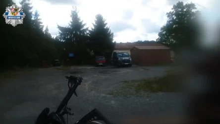 Przekroczył prędkość, a potem próbował przekupić policjantów