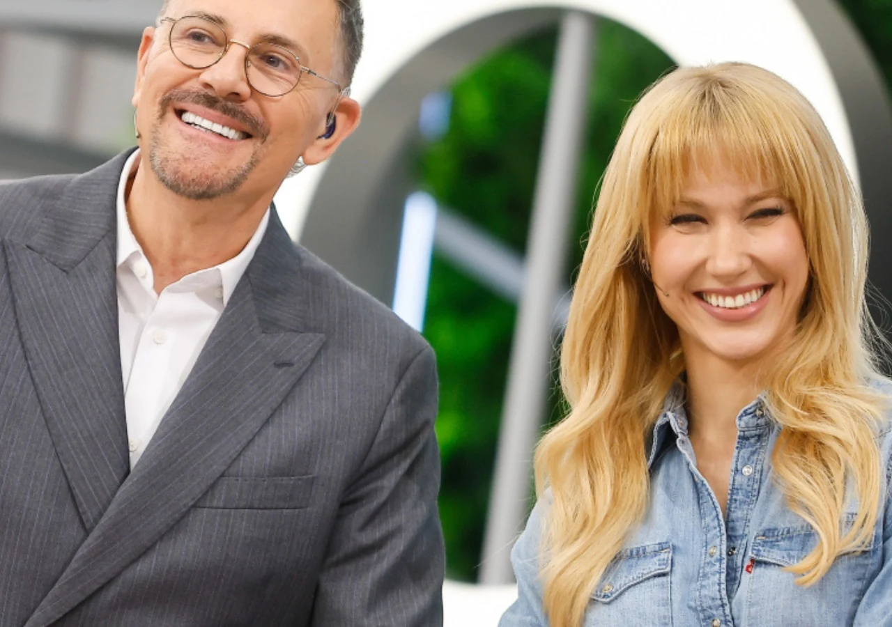 Krzysztof Ibisz, Ida Nowakowska Krzysztof Ibisz i Ida Nowakowska w studiu programu "halo tu polsat".