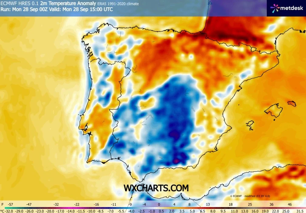 Mapa anomalii temperatury powietrza na Półwyspie Iberyjskim pokazująca znacznie niższe od normy wartości w centrum i na południu Hiszpanii oraz Portugalii, z wyraźnie zaznaczonym obszarem chłodu w kolorze niebieskim, kontrastującym z cieplejszymi, poma...