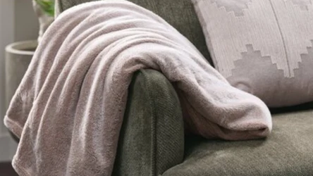 50 zł i salon od razu wygląda bardziej jesiennie. JYSK przecenił ten produkt o 54%