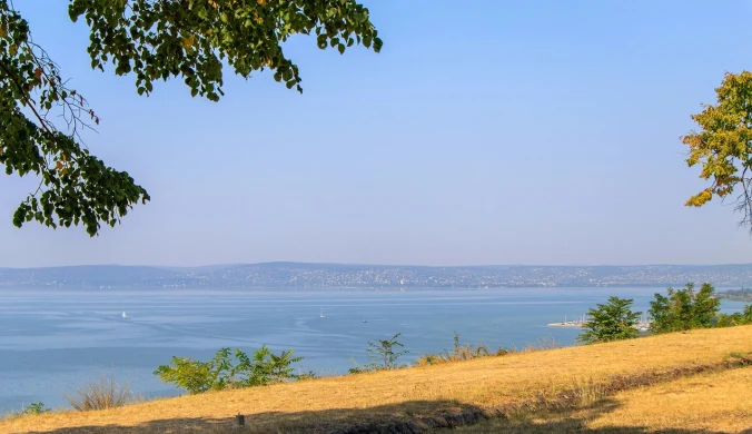Balaton nie tylko na lato. Jesienią również warto odwiedzić "węgierskie morze"