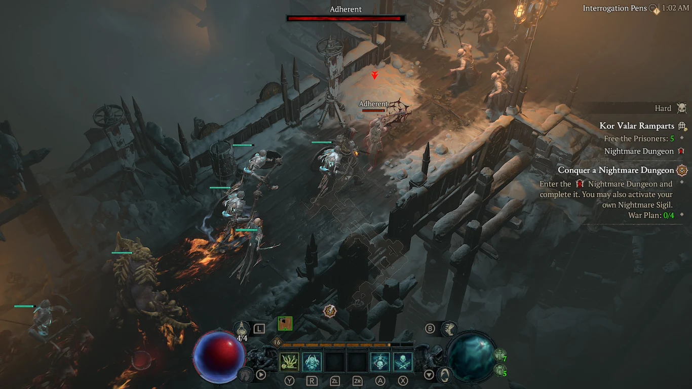 Diablo 4 Grupa postaci przemierza ponure, kamienne ruiny, walcząc z potworami przy użyciu magii i broni, podczas gdy nad nimi widoczny jest pasek zdrowia przeciwnika Adherent.