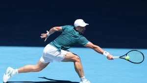 Tie-break, a później jedyne przełamanie. Polak walczył o tytuł ATP 250
