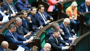 Posłowie Konfederacji w ławach poselskich 