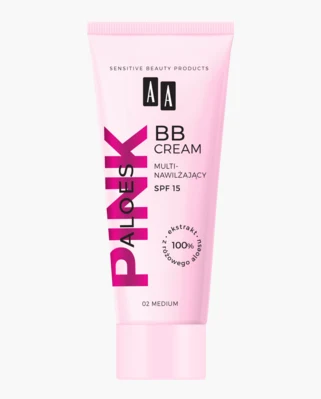 Różowa tubka kremu BB marki AA z napisem PINK, informacją o zawartości aloesu oraz faktorem SPF 15, przeznaczona do skóry wrażliwej, wariant 02 Medium.
