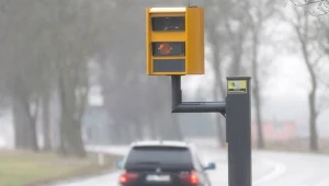 Ignorowanie mandatu z fotoradaru nic nie da. Działa tu fikcja doręczenia