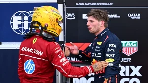 Emocje w F1. Hamilton "doskoczył" do Verstappena. Decydowało 0,3 sekundy