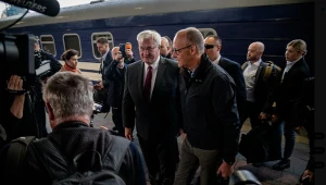 Friedrich Merz w Kijowie, zdjęcie opublikowane w mediach społecznościowych przez Andrija Sybihę, szefa ukraińskiego MSZ (na fot. po lewej)
