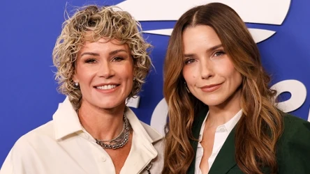 Ashlyn Harris, Sophia Bush 
