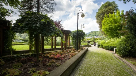 Piwniczna-Zdrój to popularne uzdrowisko. Sprawdź, jakie atrakcje ma zyskać już wkrótce Park Zdrojowy. 