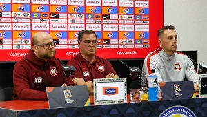 Miał być dylemat, jest jasny sygnał. Urban zrezygnował z eksperymentu