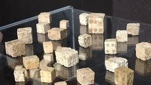 Starożytne Las Vegas? Archeolodzy znaleźli ponad 1000 kości do gry
