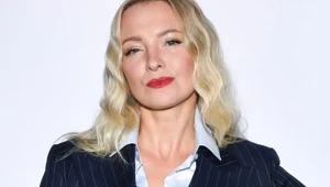 Barbara Kurdej-Szatan zachwyciła na evencie modowym. Jej garnitur to hit jesieni, a płaszcz przyciąga wzrok