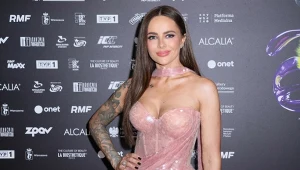 Ten manicure to hit na jesień. Aktualnie nosi go Gabi Drzewiecka 