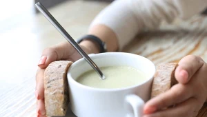 Nie zagęszczam już zupy mąką. Ten dodatek jest o wiele zdrowszy 