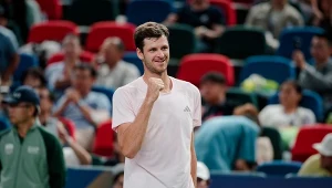 Wielki triumf Hurkacza z Djokoviciem. Ogromne pieniądze dla Polaka