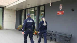 Policjanci patrolują szkoły po serii ataków